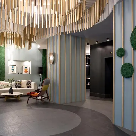 Central Hotel, Trademark Collection By Wyndham 4*