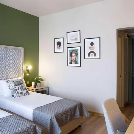 Central Hotel, Trademark Collection By Wyndham 4*