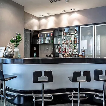Hotel Central Hotel, Trademark Collection By Wyndham Bucharest