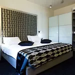 Zeus Essence Hotel 3*