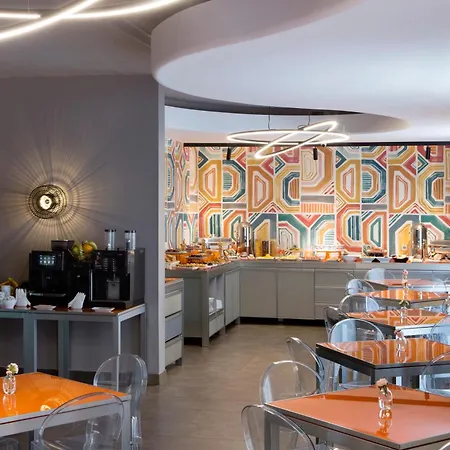 Zeus Essence Otel 3*