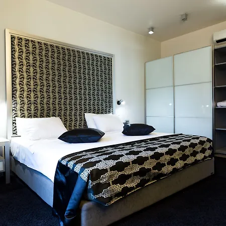 Otel Zeus Essence Bükreş