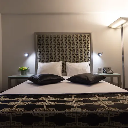 Zeus Essence Szálloda Bukarest