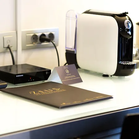 Otel Zeus Essence 3*