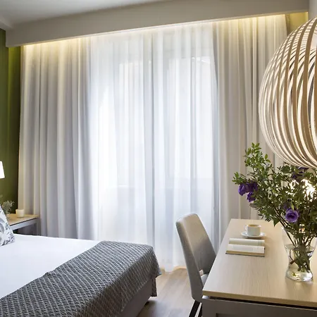 Zeus Essence Bukarest