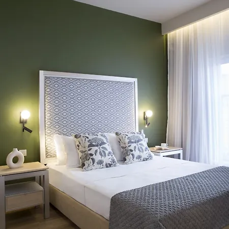 Hotel Zeus Essence 3*
