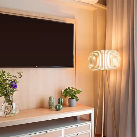 Zeus Essence Hotel Bucureşti