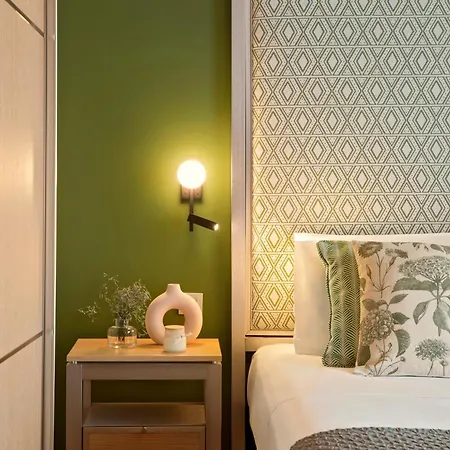 Zeus Essence Bucharest Central Hotel