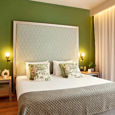 Zeus Essence Bucharest Central 3* Bucharest
