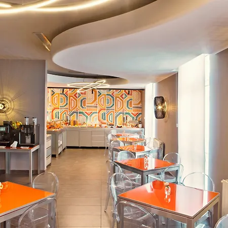 Zeus Essence Bucharest Central