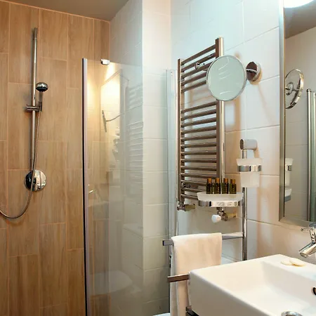 Hotel Zeus Essence Bucharest Central 3*