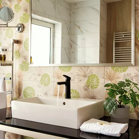 Zeus Essence Bucharest Central 3* Bucharest