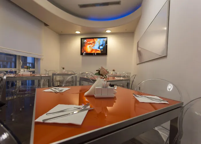 Hotel Zeus Essence 3*