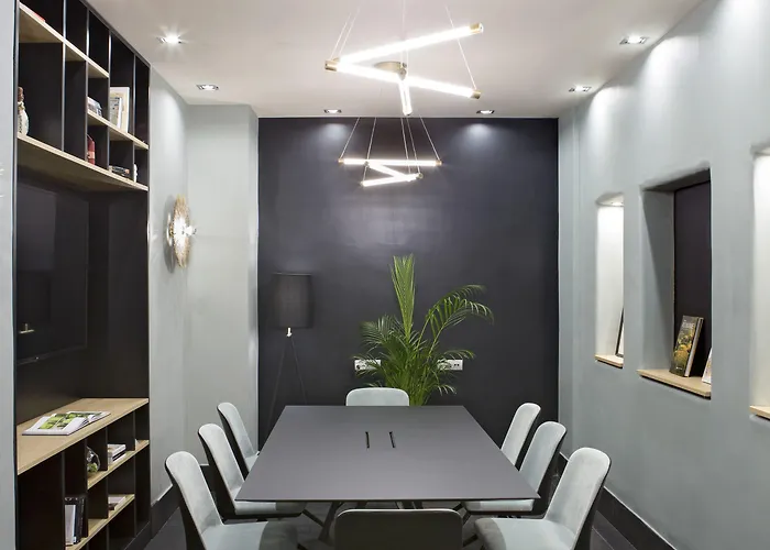 فندق Zeus Essence