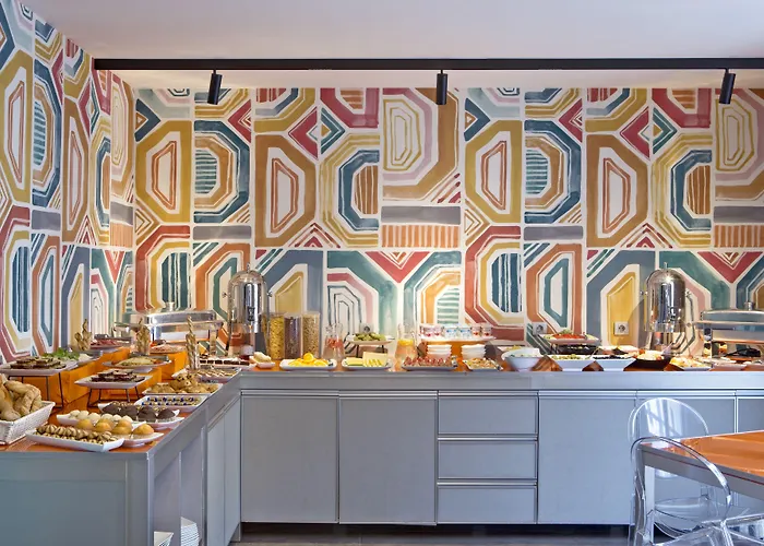 Zeus Essence فندق بوخارست