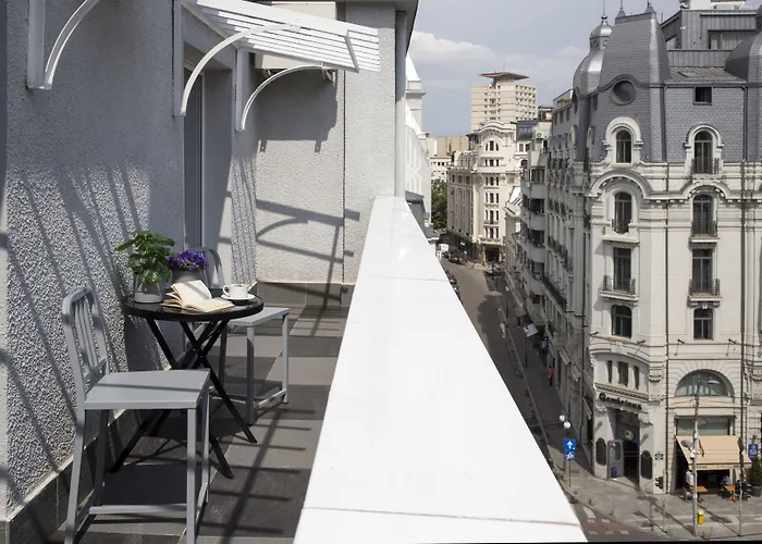 Zeus Essence 3* Bucureşti