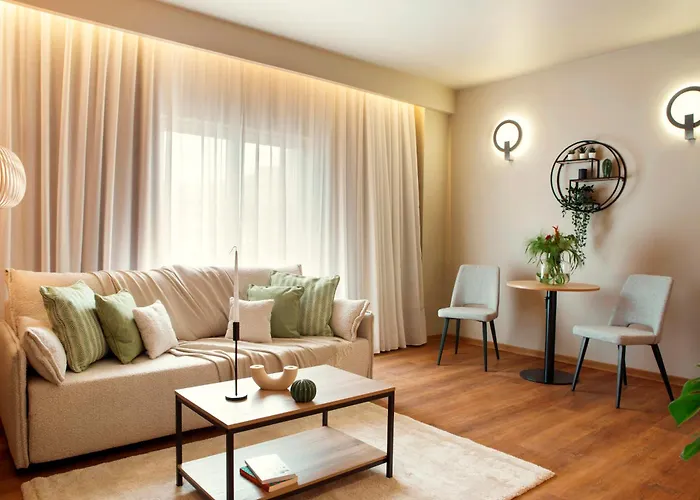 Zeus Essence 3* Bucureşti