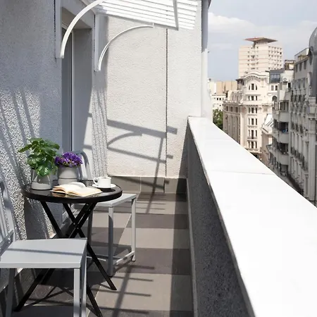 Hotel, Trademark Collection By Wyndham