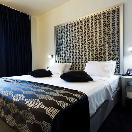 Hotel, Trademark Collection By Wyndham 4* Bucarest