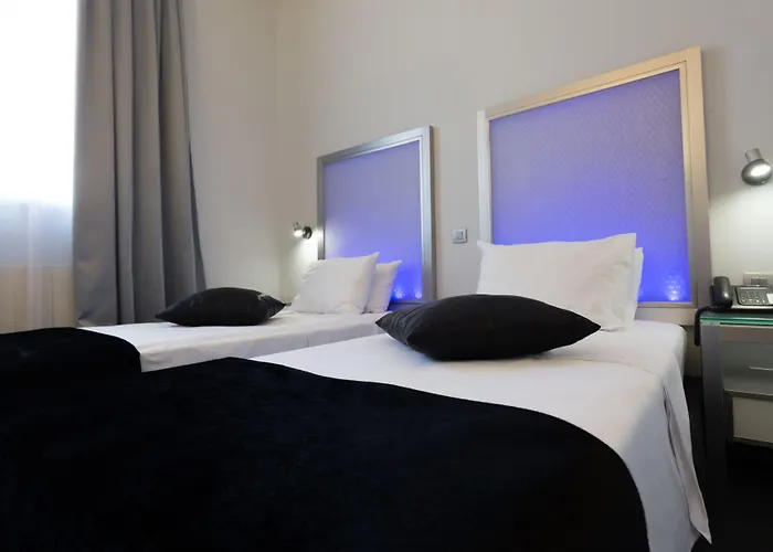 Hotel Zeus Essence 3*