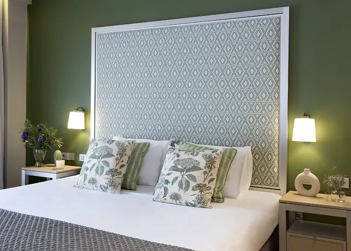 Zeus Essence Bukurešť